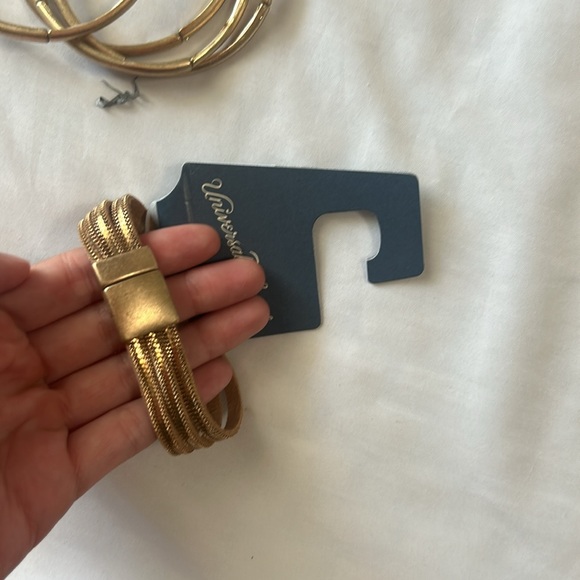 braclets - Picture 2 of 3